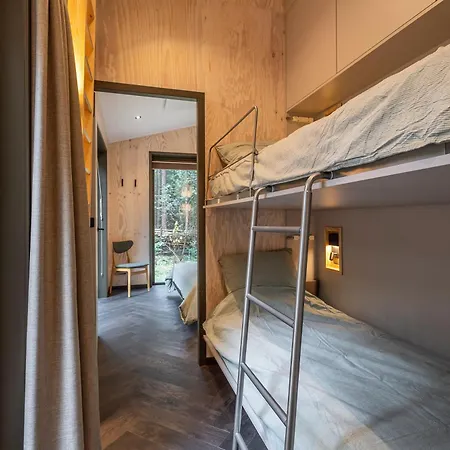 Zwaluwenburg Holiday home
