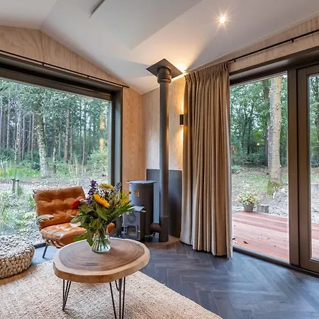 Zwaluwenburg Holiday home *